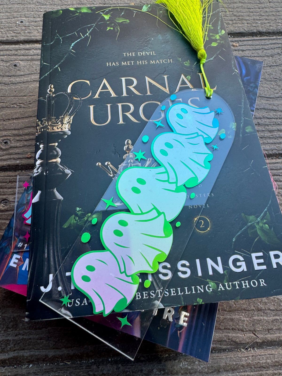 Holographic Ghost Bookmark